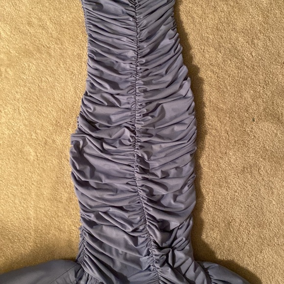 Venus dress EXTREMELY sexy and form fitting - Picture 4 of 9